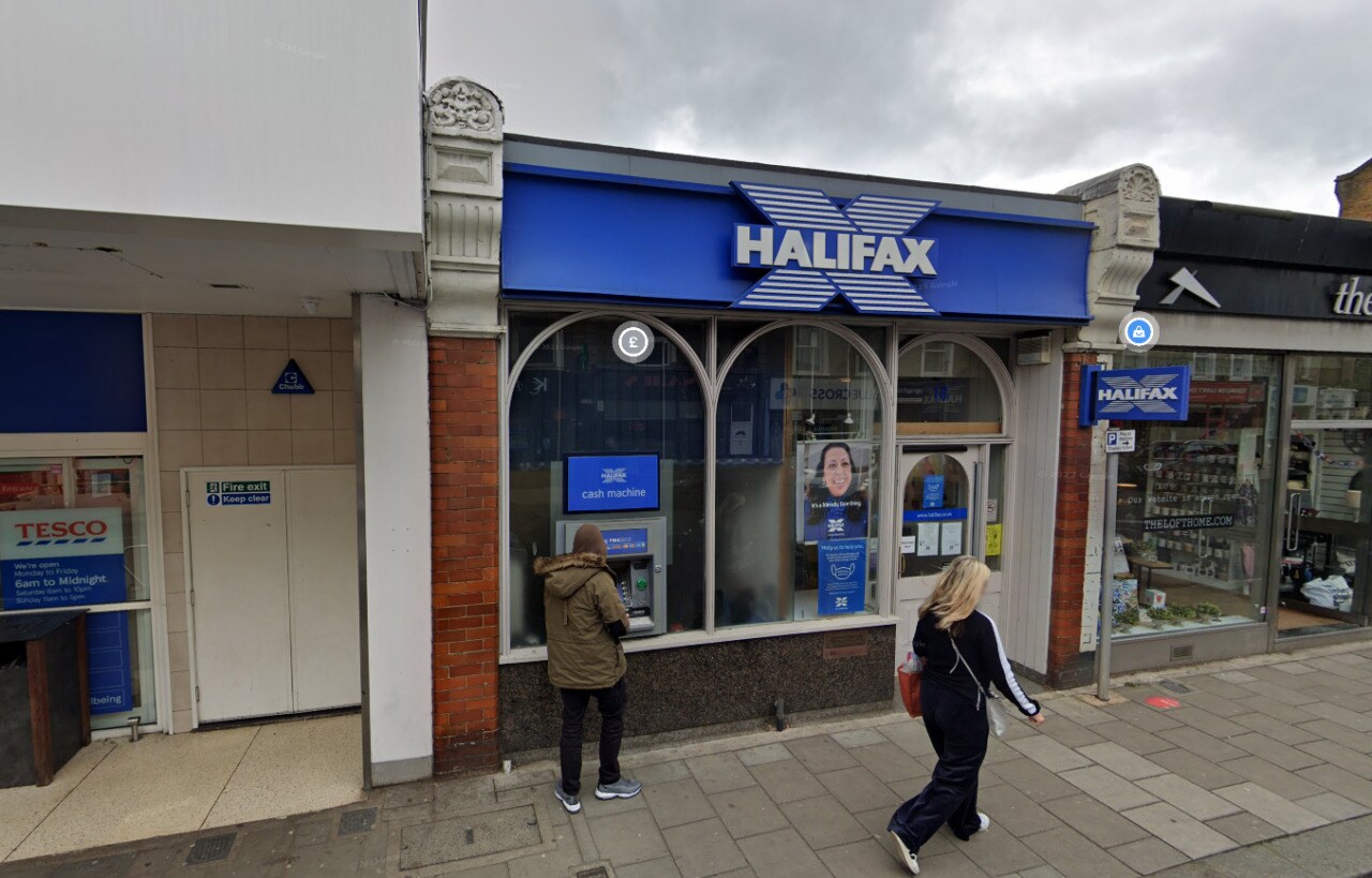 18 Broad St, Teddington à vendre Photo du bâtiment- Image 1 de 1