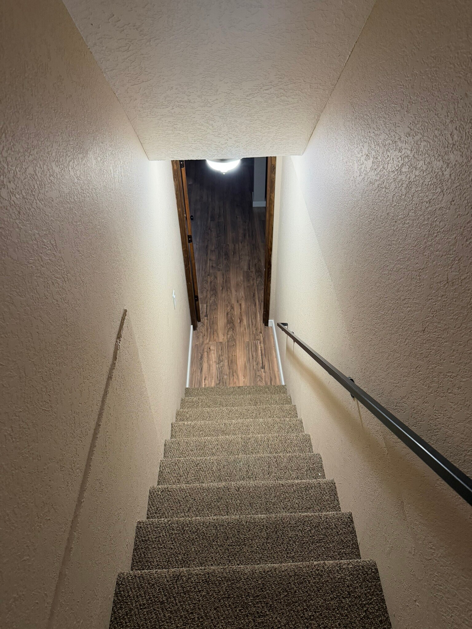 250 NE 181st Ave, Portland, OR for lease Interior Photo- Image 1 of 12