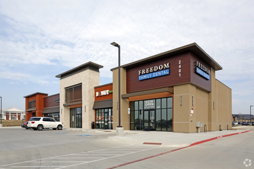 2401 Heritage Trace Pky, Fort Worth, TX for sale - Building Photo - Image 2 of 17