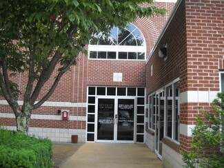 More details for 47 E Grove St, Middleborough, MA - Office for Lease