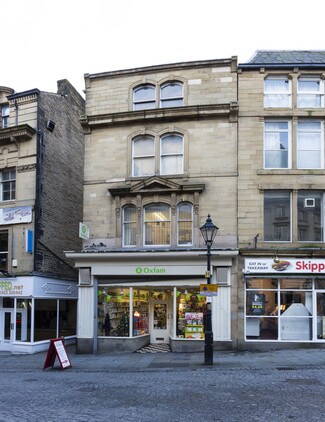 Plus de détails pour 37 Crown St, Halifax - Commerce de détail à vendre