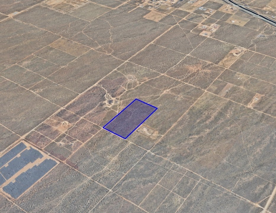LUNA Rd, Phelan, CA for sale Primary Photo- Image 1 of 3