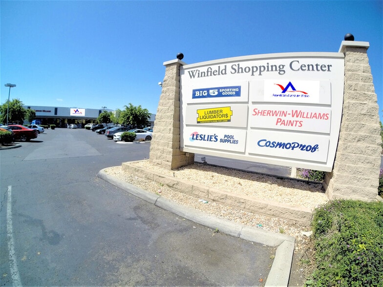 944 Blossom Hill Rd, San Jose, CA for lease - Building Photo - Image 2 of 13