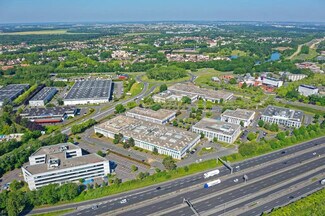 Plus de détails pour Bureau, Local d'activités à louer