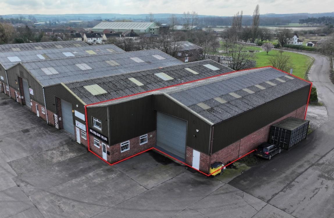 New Rd, Hixon à louer Photo du bâtiment- Image 1 de 5