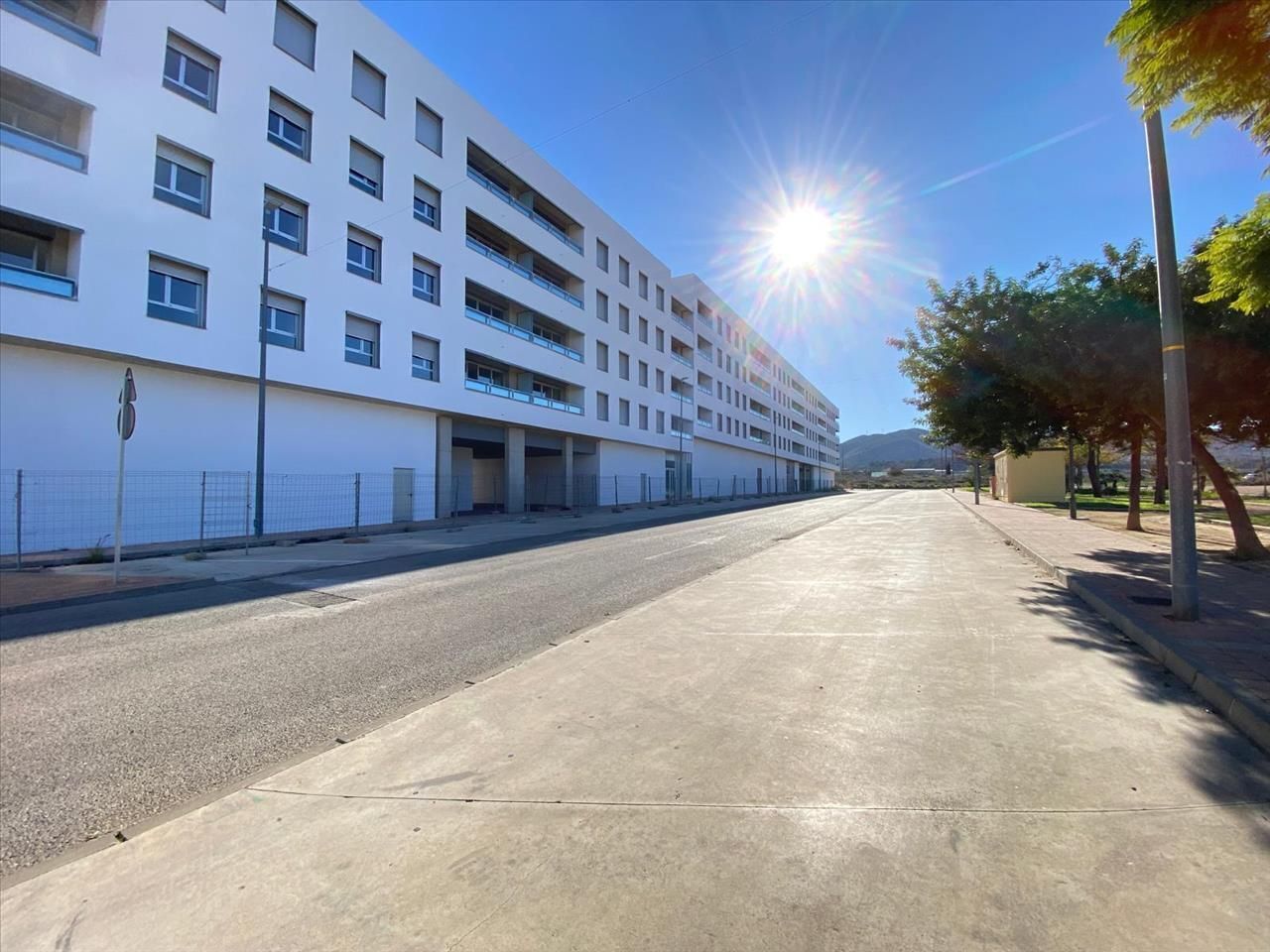 Calle del Pintor Diego Velázquez, Murcia, Murcia for lease Building Photo- Image 1 of 9