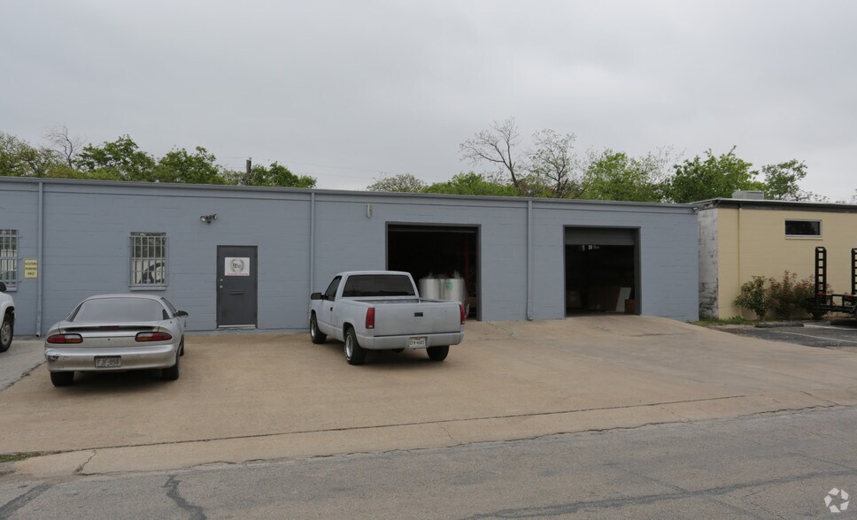 2918 Edith Ln, Haltom City, TX à vendre - Photo du bâtiment - Image 2 de 4