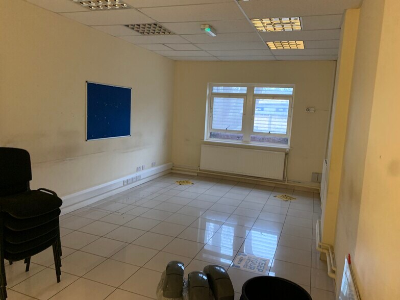 Ullswater Cres, Coulsdon à louer - Photo intérieure - Image 3 de 3