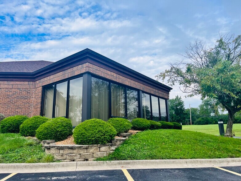 19630 Governors Hwy, Flossmoor, IL à louer - Photo du bâtiment - Image 1 de 5
