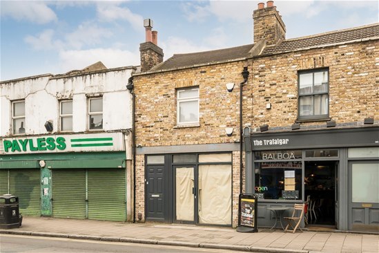 100 Trafalgar Rd, Londres à louer - Photo du bâtiment - Image 2 de 2