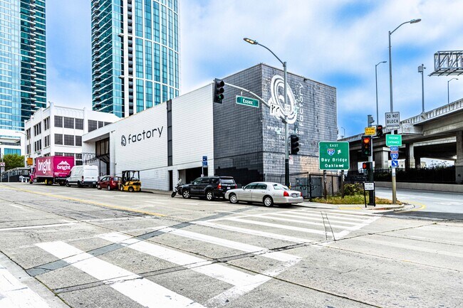 Plus de détails pour 525 Harrison St, San Francisco, CA - Industriel à louer