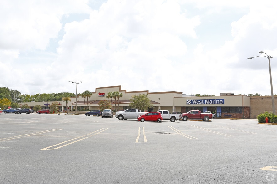 204-324 SE Highway 19, Crystal River, FL for lease - Building Photo - Image 1 of 7