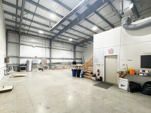 1985 Boxwood Rd, Nanaimo, BC à louer Photo intérieure- Image 1 de 3