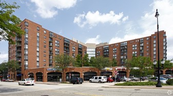 Hancock Square - Loft