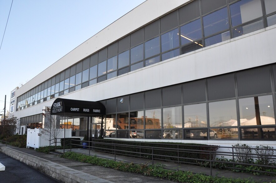 375 Fairfield Ave, Stamford, CT à louer - Photo du bâtiment - Image 3 de 4