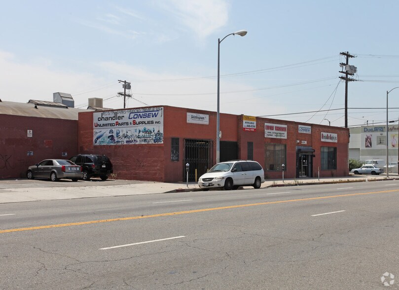 2320 S Hill St, Los Angeles, CA à vendre - Photo du bâtiment - Image 1 de 2