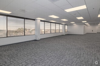 9485 Regency Square Blvd, Jacksonville, FL à louer Photo intérieure- Image 1 de 4