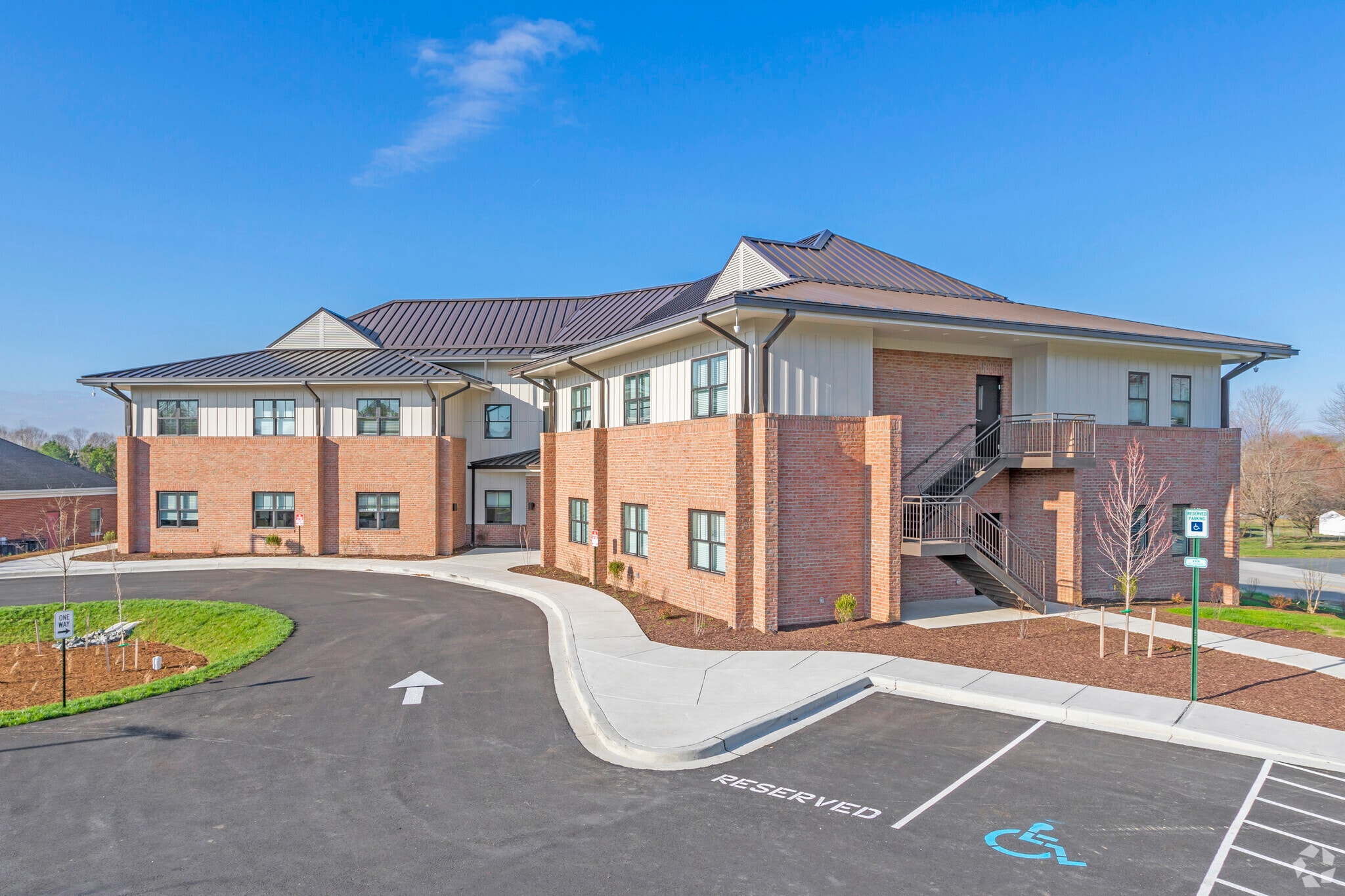 3240 Ferry Landing Rd, Dunkirk, MD for sale Primary Photo- Image 1 of 23