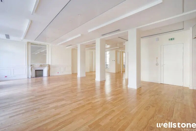 102 Boulevard De Sébastopol, Paris for lease Building Photo- Image 1 of 10