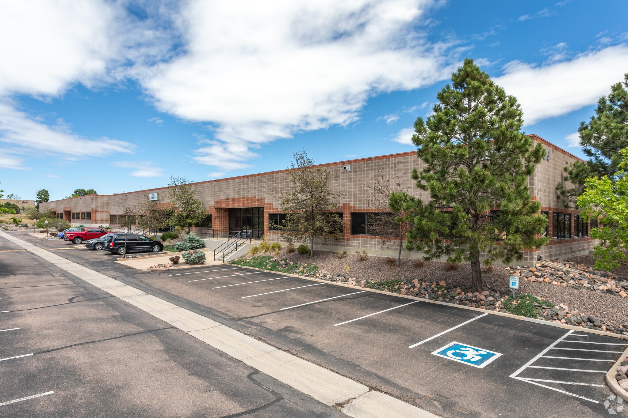 1925 Aerotech Dr, Colorado Springs, CO for lease Primary Photo- Image 1 of 24