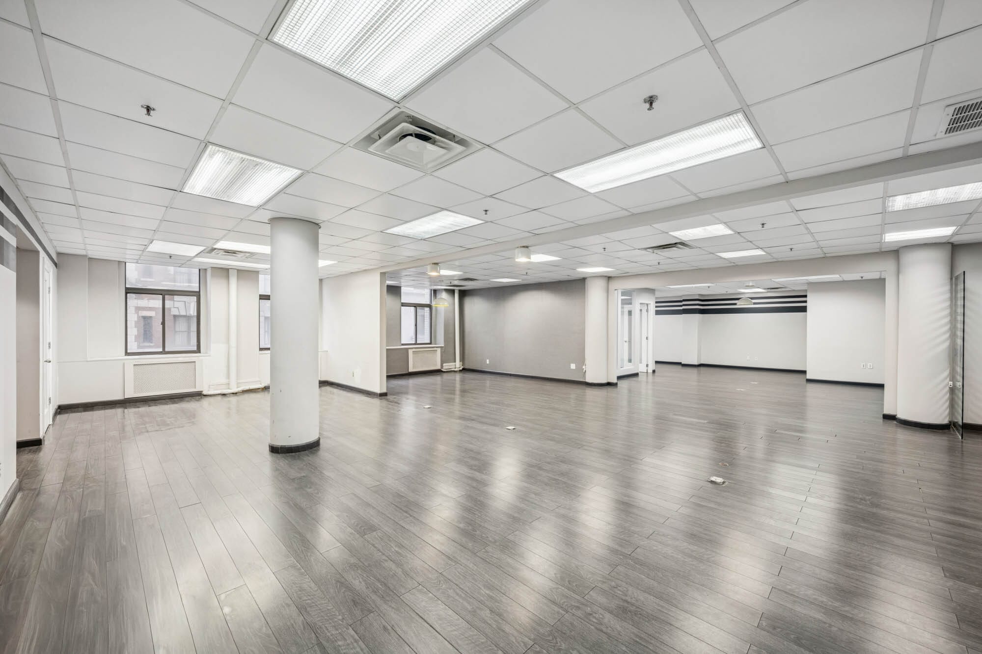 16 W 32nd St, New York, NY for lease Interior Photo- Image 1 of 30
