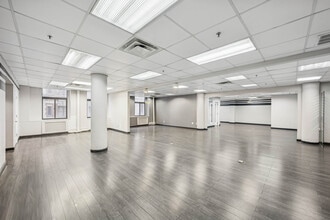 16 W 32nd St, New York, NY for lease Interior Photo- Image 1 of 30