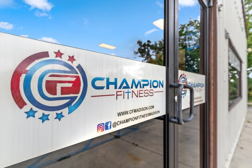 140 NE Yellow Pine Ave, Madison, FL à vendre - Photo du bâtiment - Image 3 de 56