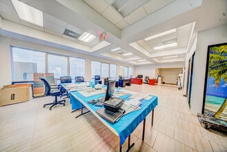 301 Arthur Godfrey Rd, Miami Beach, FL for sale Interior Photo- Image 1 of 7