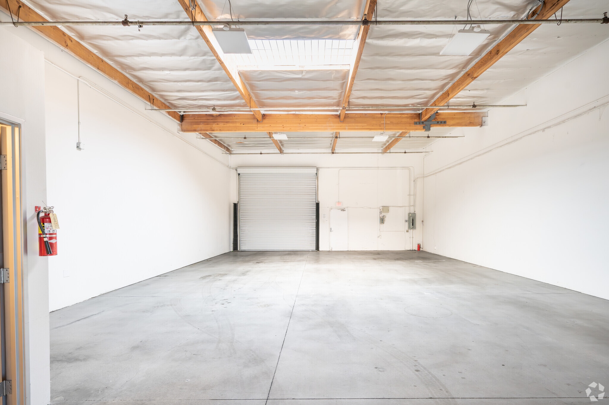 600 S Grand Ave, Santa Ana, CA à louer Photo intérieure- Image 1 de 2