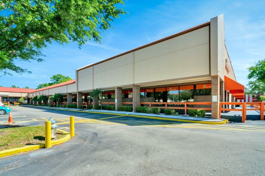 6801-6925 W Colonial Dr, Orlando, FL à louer - Photo du bâtiment - Image 2 de 31