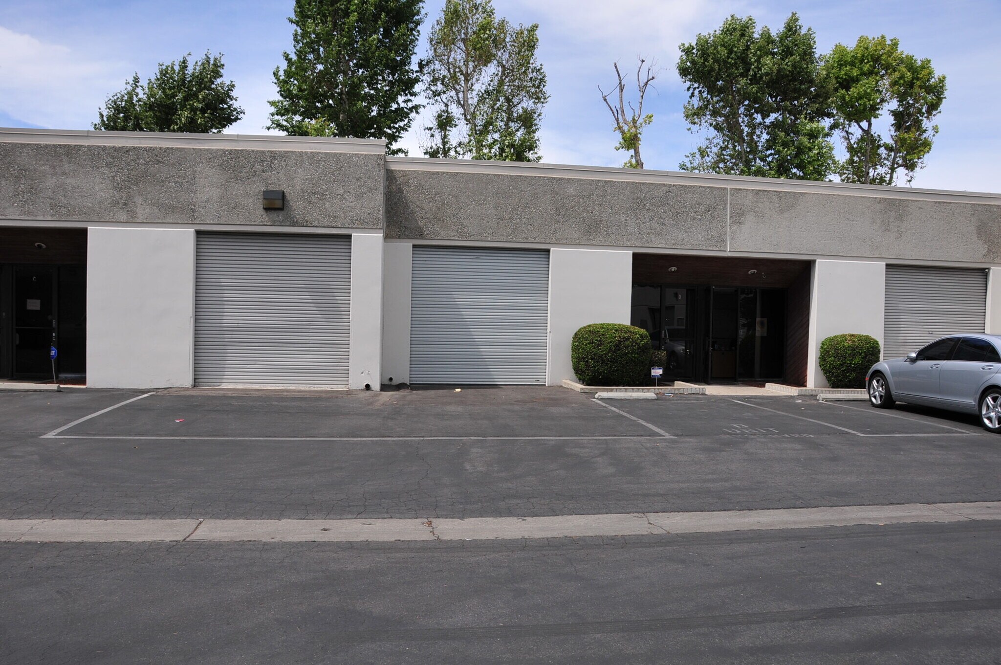 19145 Parthenia St, Northridge, CA à vendre Photo du bâtiment- Image 1 de 1