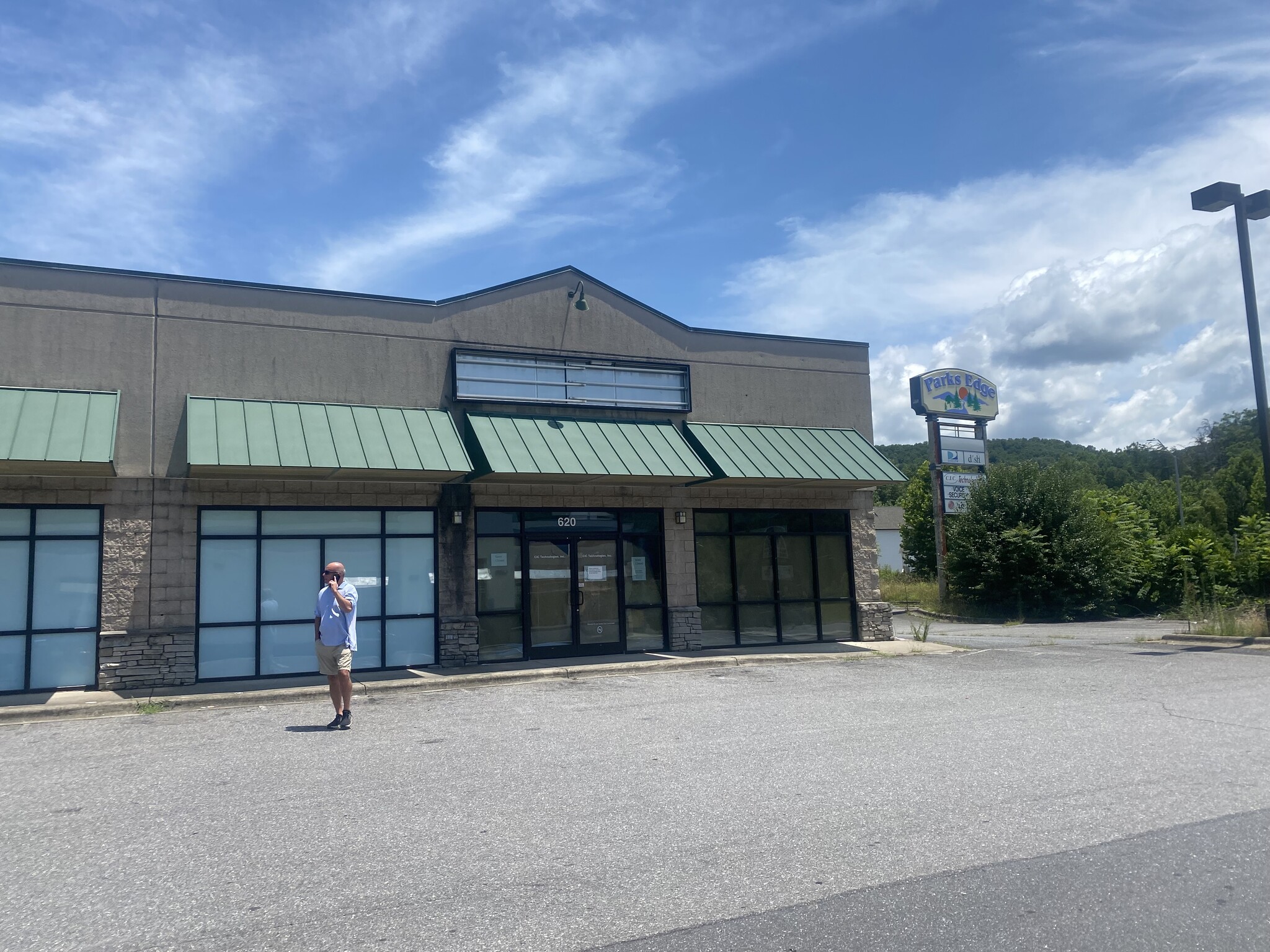620 Casino Trl, Whittier, NC for lease Primary Photo- Image 1 of 7