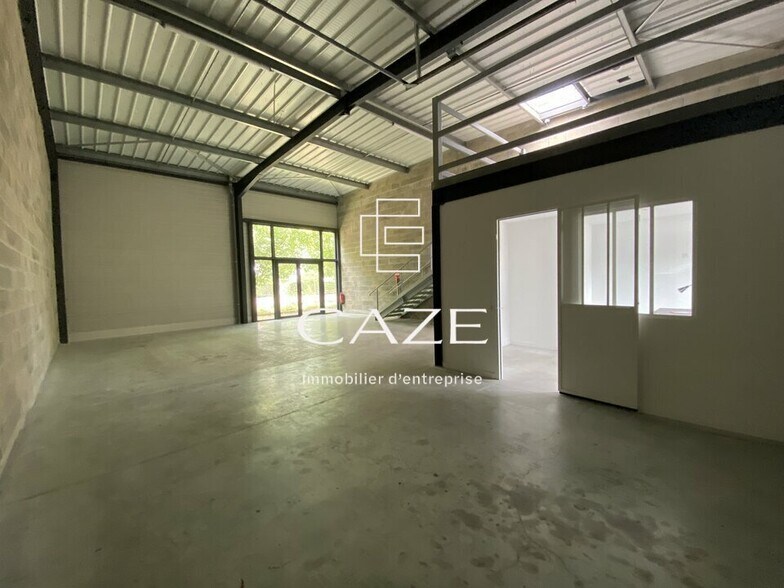 Flex in Artigues-près-Bordeaux for lease - Interior Photo - Image 2 of 7