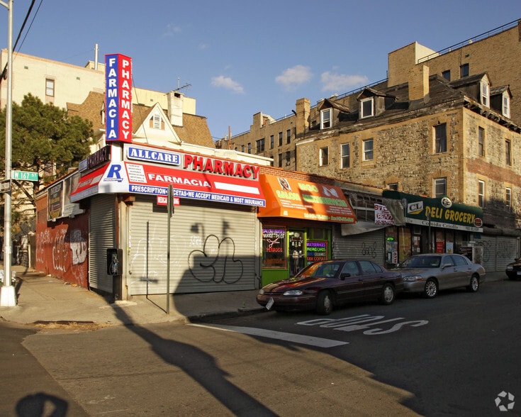 53-55 W 167th St, Bronx, NY for lease - Primary Photo - Image 1 of 2