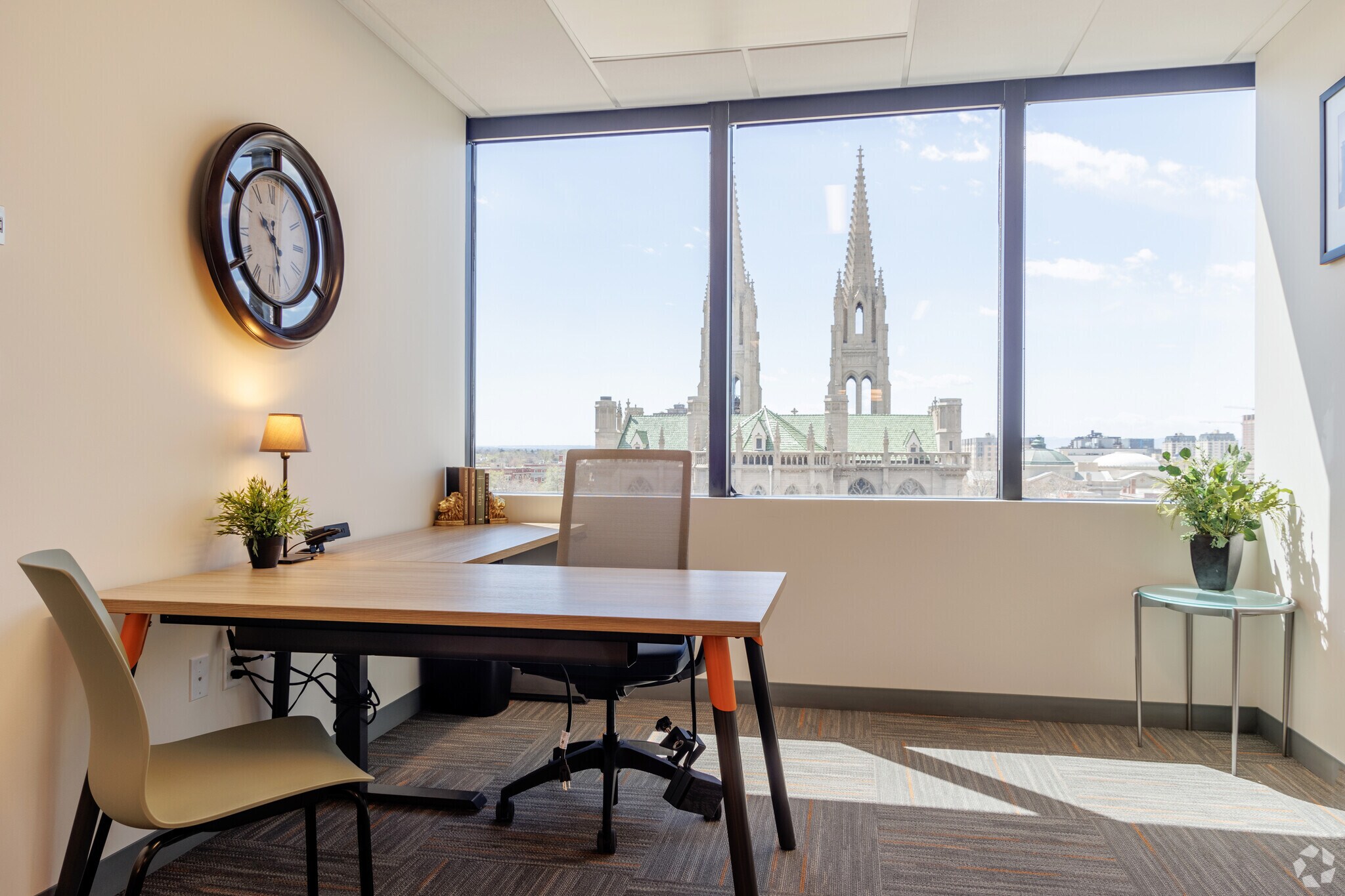 1580 N Logan St, Denver, CO à louer Photo du bâtiment- Image 1 de 17