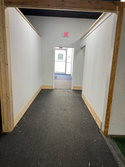 133 S Hill St, Griffin, GA à louer - Photo intérieure - Image 3 de 8