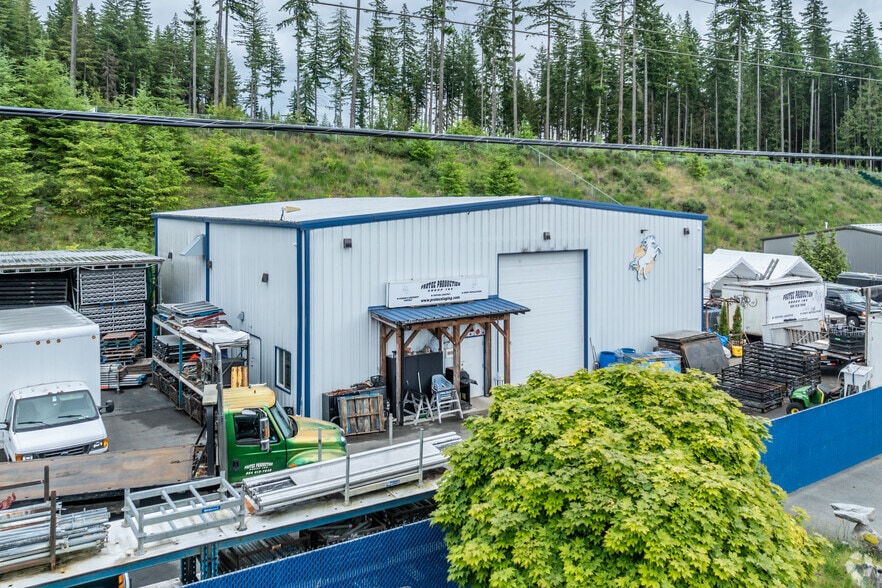 12990 Lilley Dr, Maple Ridge, BC for sale - Building Photo - Image 3 of 3