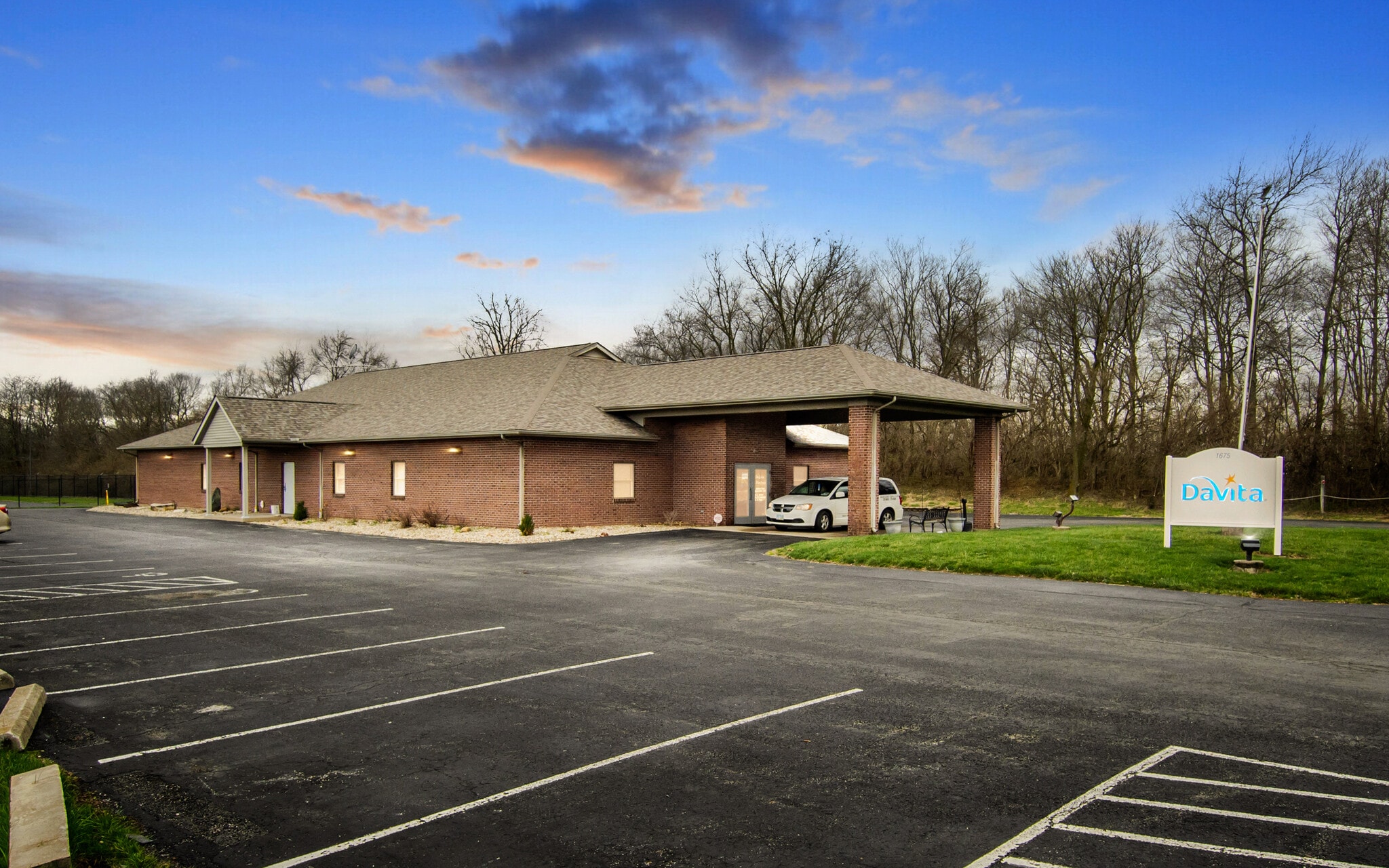 1675 Alex Dr, Wilmington, OH for sale Primary Photo- Image 1 of 6