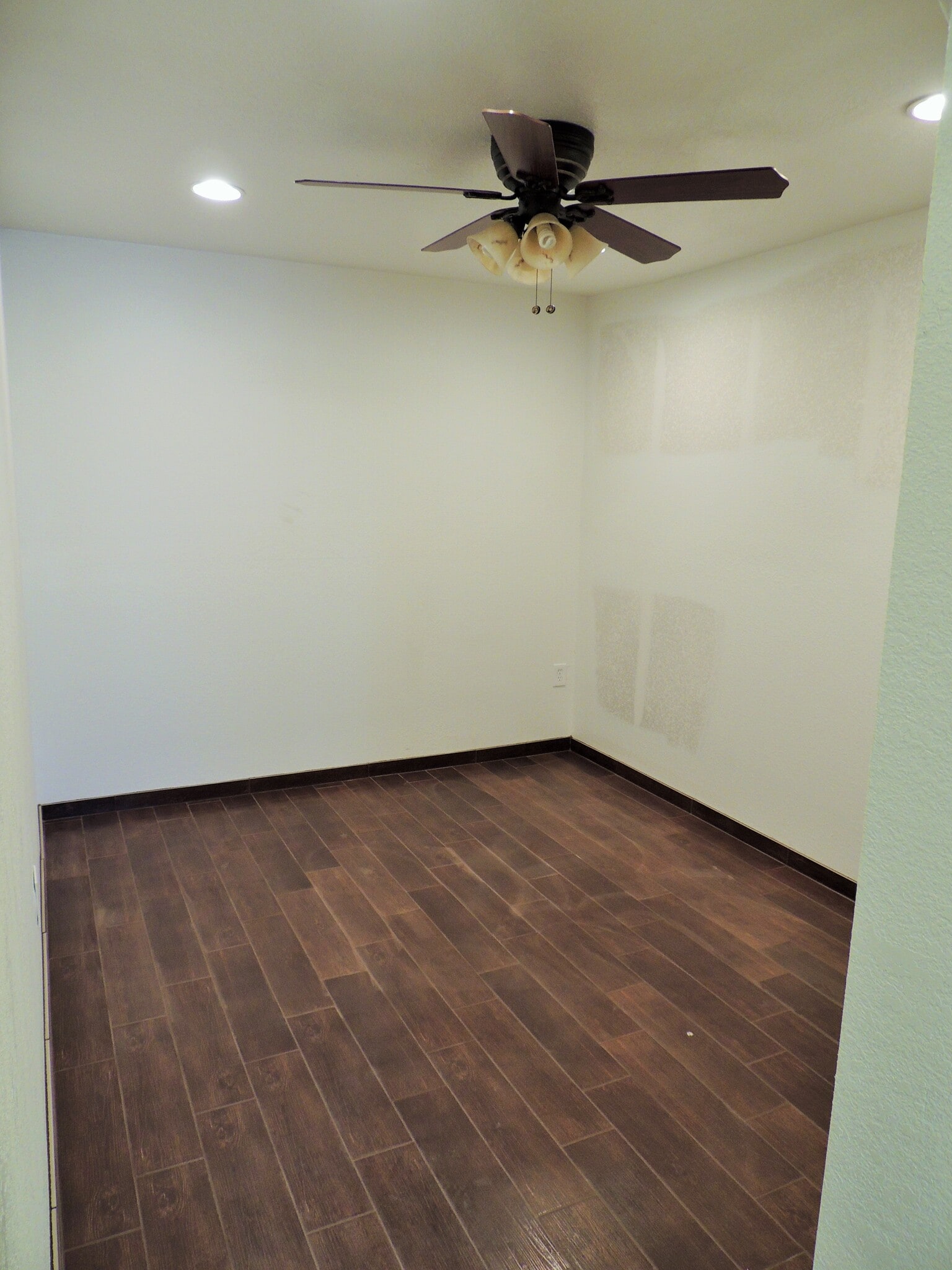 14819 N Cave Creek Rd, Phoenix, AZ à louer Photo intérieure- Image 1 de 4