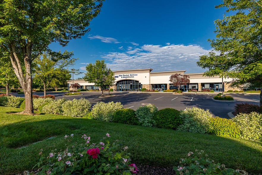 3511-3579 E Overland Rd, Meridian, ID for lease - Building Photo - Image 1 of 4