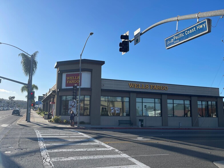 2201-2217 Pacific Coast Hwy, Lomita, CA à louer - Photo du bâtiment - Image 2 de 3