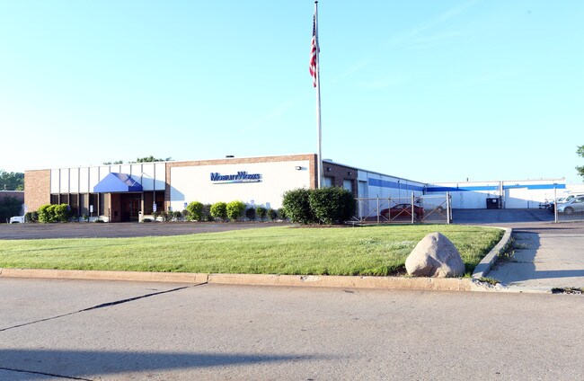 More details for 810 Moe Dr, Akron, OH - Industrial for Sale