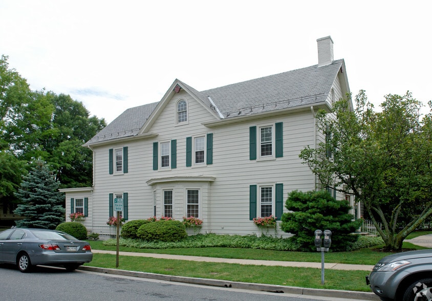 505 Baltimore Ave, Towson, MD à louer - Photo du bâtiment - Image 2 de 5