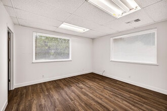 572 Rio Lindo Ave, Chico, CA for lease Interior Photo- Image 2 of 6
