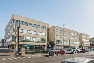 Plus de détails pour Avenida de la Industria, 6-8, Alcobendas - Bureau à louer