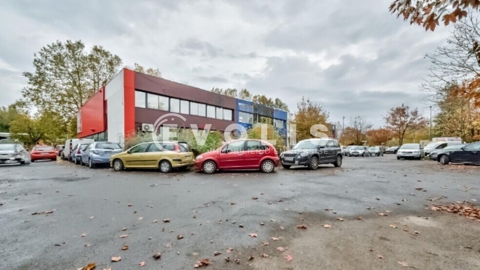 Flex dans Torcy à louer - Photo du bâtiment - Image 3 de 4