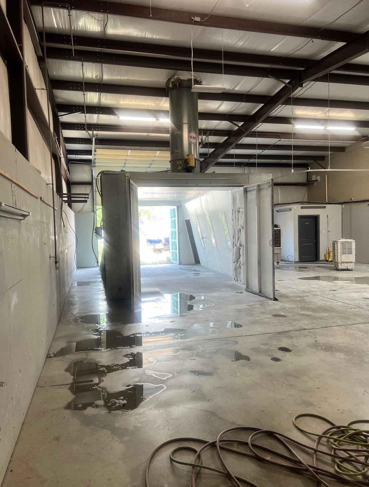 2163 Golden Heights Rd, Fort Worth, TX for lease Interior Photo- Image 1 of 7