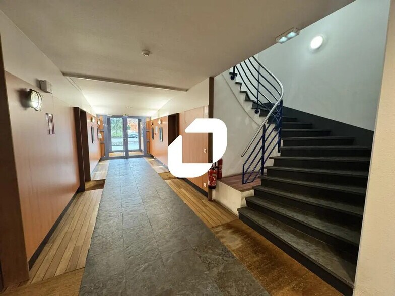 9 Rue Icare, Entzheim à louer - Photo du bâtiment - Image 2 de 12