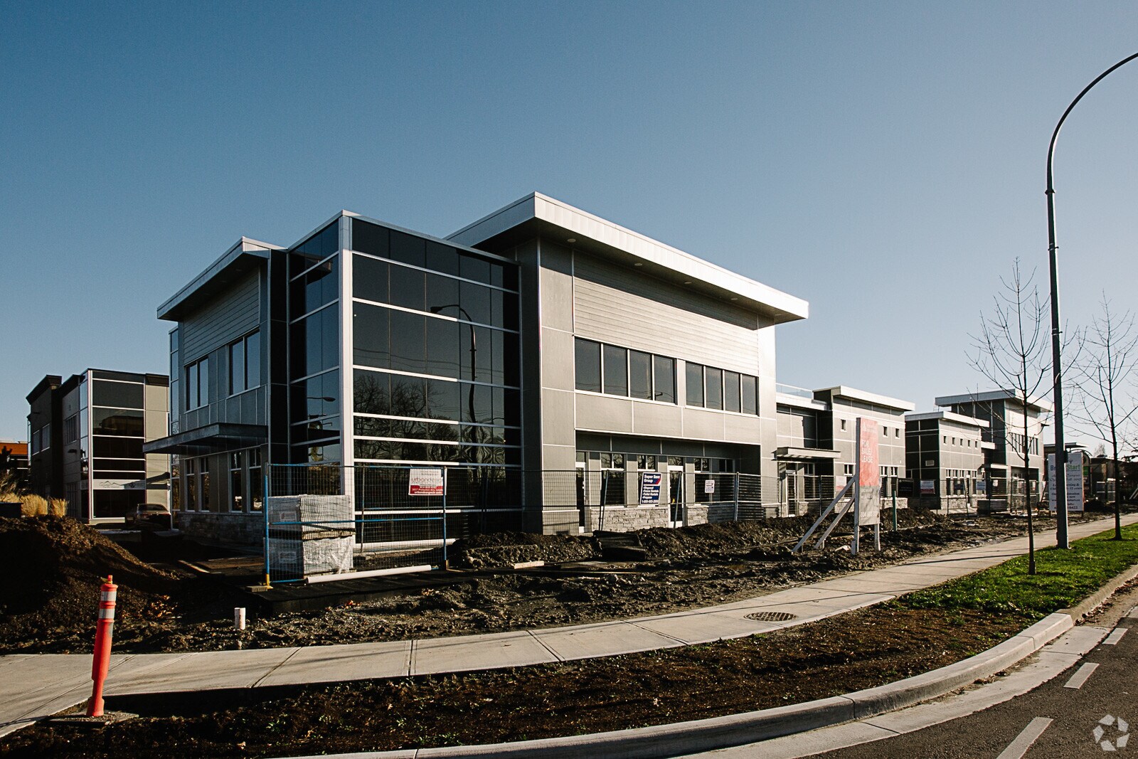 17660 65A Ave, Surrey, BC for sale Primary Photo- Image 1 of 1