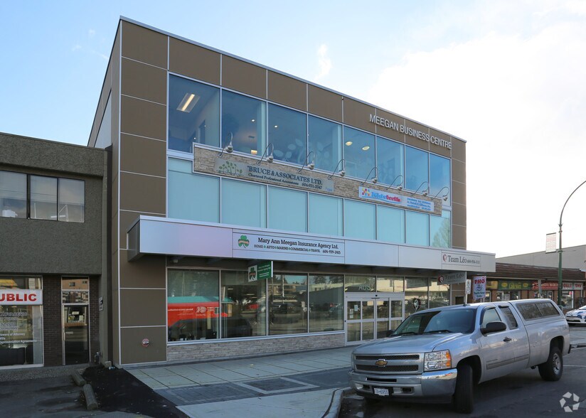 1060 Austin Ave, Coquitlam, BC à vendre - Photo principale - Image 1 de 1